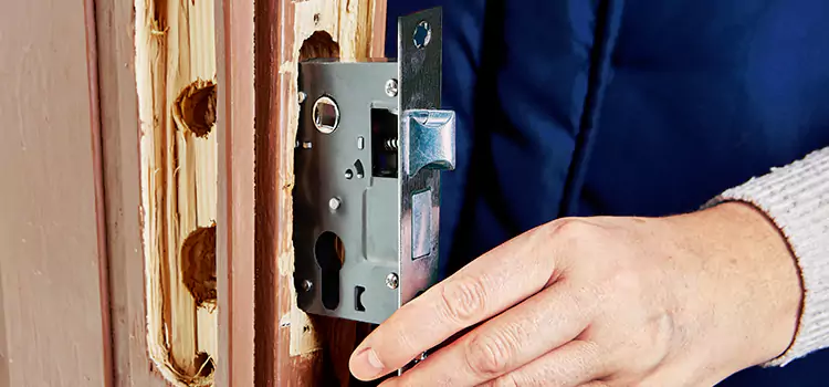 Garage Door Lock Replacement Winthrop